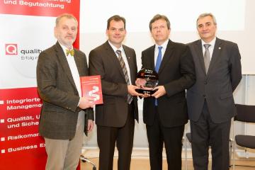 ZKW_Award_Qualitätsmanagement Quality Austria: Ehrungen - 20 Jahre ISO 9001 zertifiziert