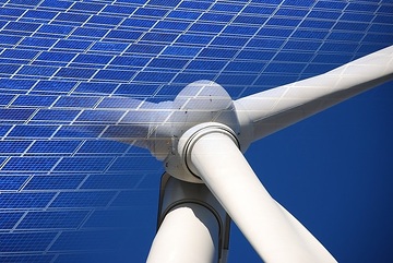 Moderne Geschäftsmodelle rund um erneuerbare Energien wie Windkraft und Photovoltaik werden im Zuge der Energiewende immer bedeutsamer.

Suchbegriff: AKTIF-Smarter-E-2022